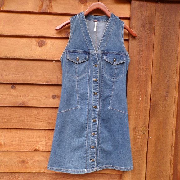 Free People Dresses & Skirts - Free People Wondering Star Sleeveless Denim Mini Dress Blue. Size 2. EUC